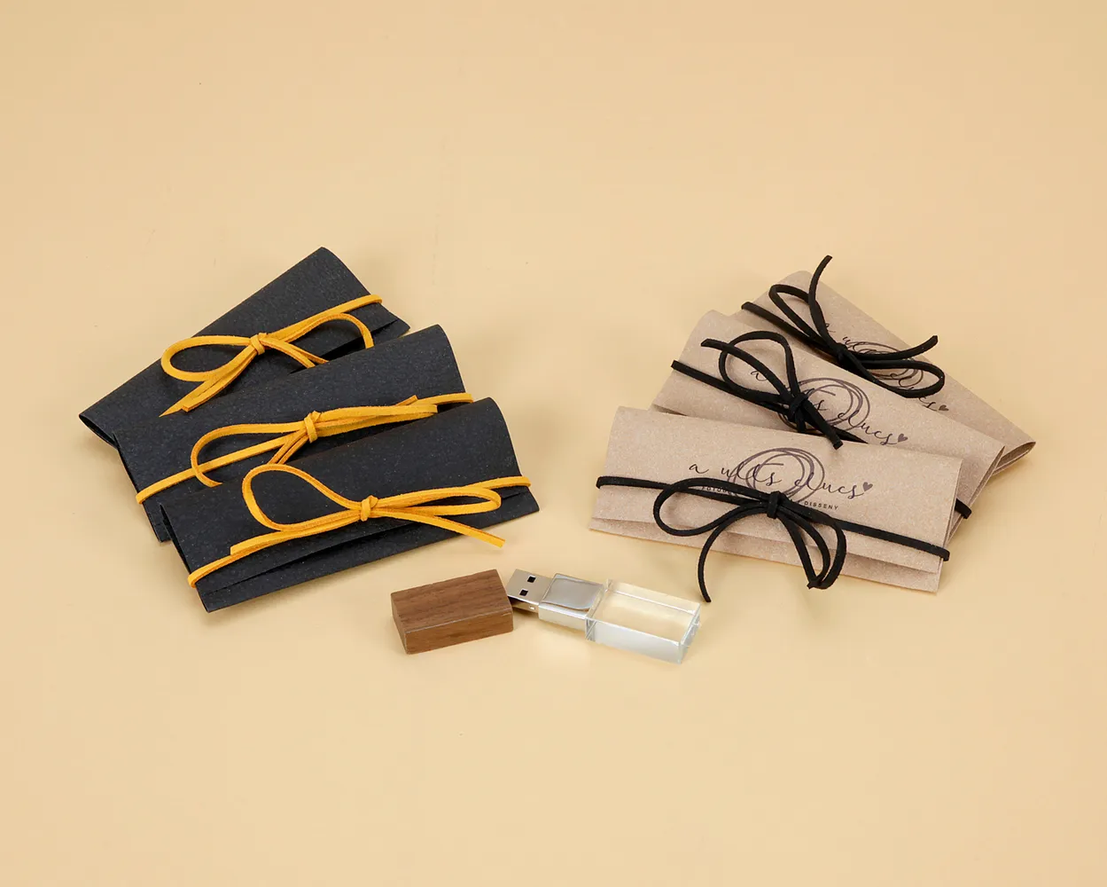 Sobres piel reciclada USB